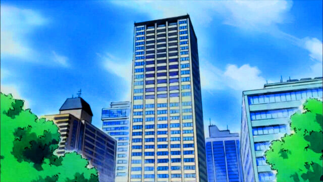 File:Usui Apartament.jpg