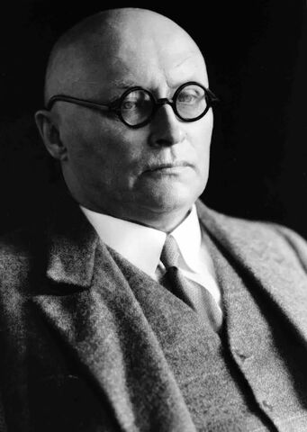 File:Erich Schultz Ewerth Profile.jpg