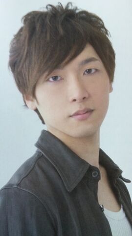 Archivo:Shinnosuke Tachibana.jpg