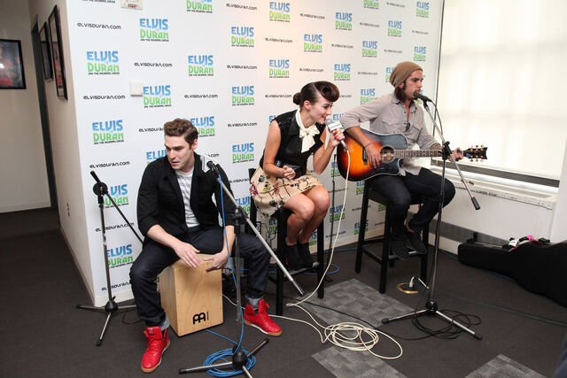 File:May-2012-elvis-duran-4.jpg