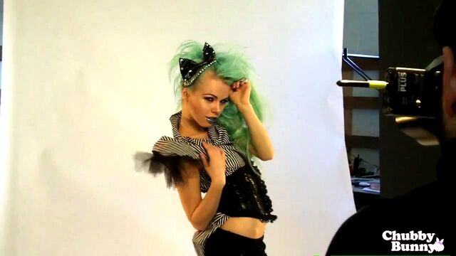 File:Kerli Chubby Bunny 17.jpg