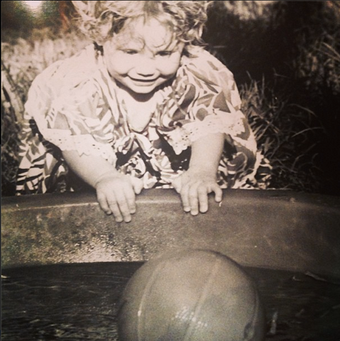 File:Kesha's facebook 103 2014.png