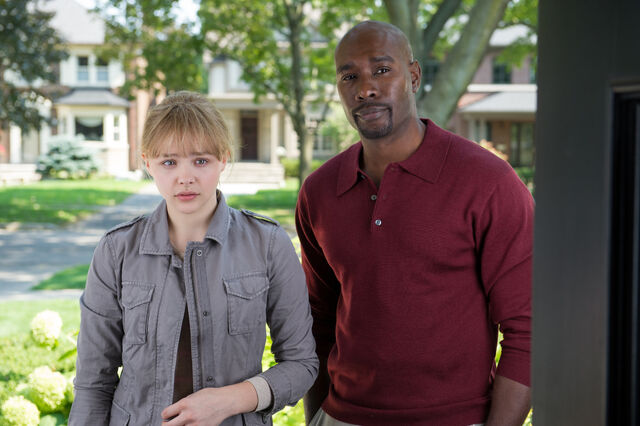 File:Kick-ass-2-chloe-grace-moretz-morris-chestnut.jpg