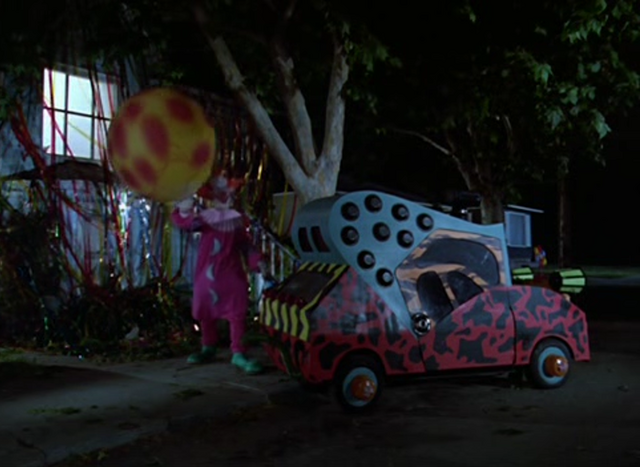 File:Killer Klowns Screenshot - 103.png