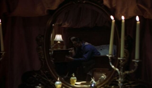 File:Mirror.jpg