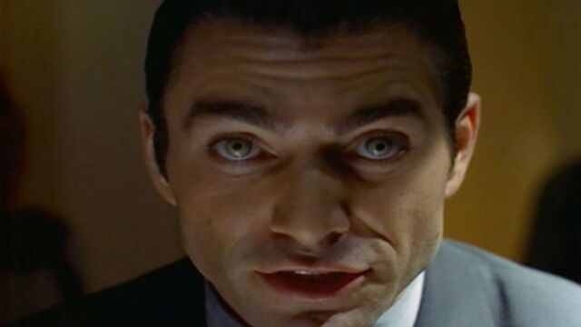 File:Whiteeyes.jpg