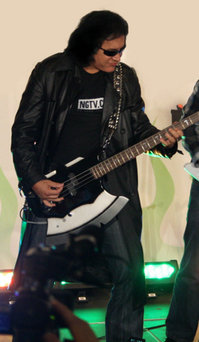 File:349px-GeneSimmons.png