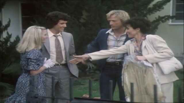 File:ValeneSeason101.jpg