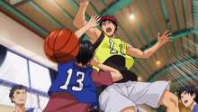 Kagami vs los de segundo
