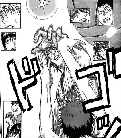 File:Murasakibara blocks Kagami's shot.png