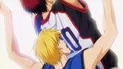 Kagami out jumps Kise.png