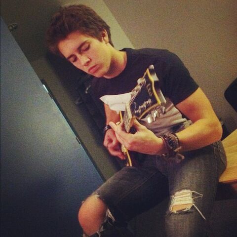 File:Billy-unger-1367513357.jpg