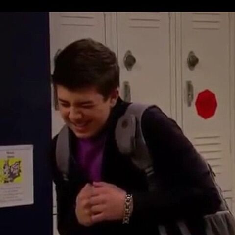 File:Bradley Steven Perry- 10570154275885779281625344445411 n.jpg