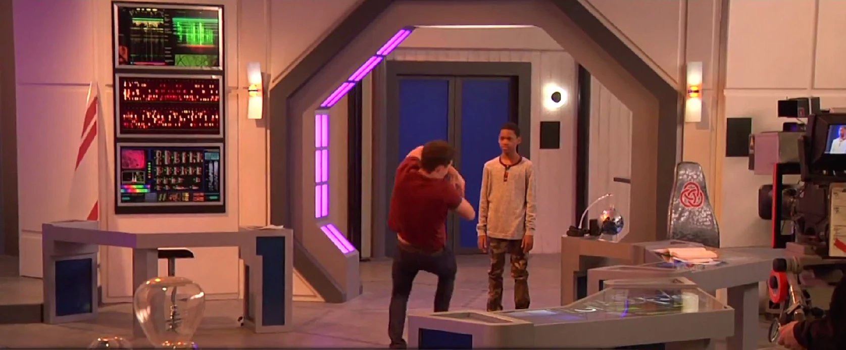 Image Scramble the Orbs Behind the Scenes.jpg Disney XD's Lab Rats