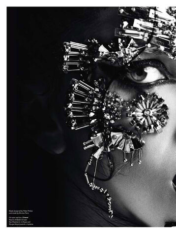 File:V Magazine No 71 80.jpg