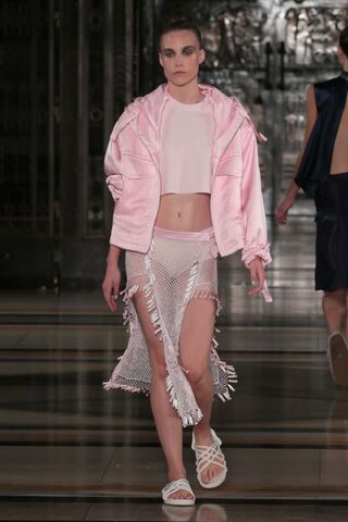 File:Zeynep Tosun - SS14 002.jpg