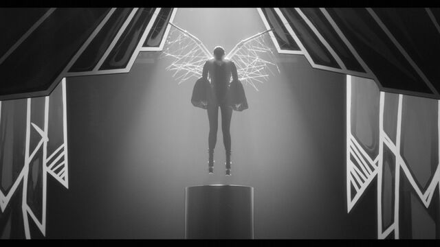 File:Applause Music Video 002.jpg