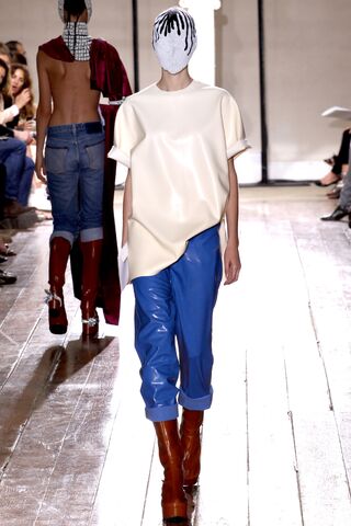 File:Maison Martin Margiela Fall Winter 2013 Artisanal outfit.jpg