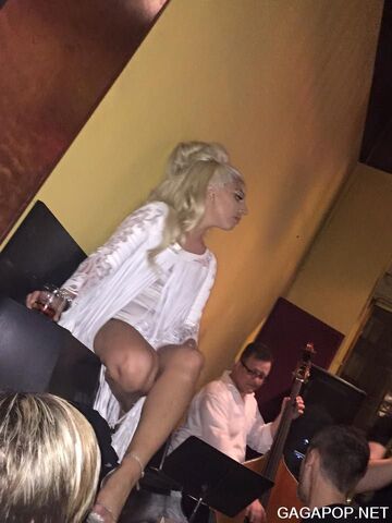 File:7-30-15 Performance at Churchill Grounds Jazz Bar in Atlanta 001.jpg
