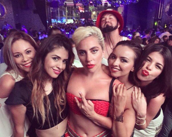 File:7-16-16 At Mandala Nightclub in Cabo San Lucas 002.jpg