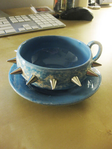 File:Spiked Teacup.jpg