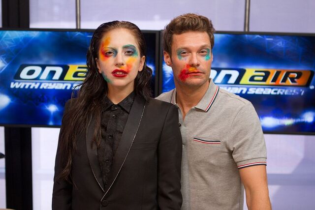 File:8-12-13 KIIS FM 002.jpg