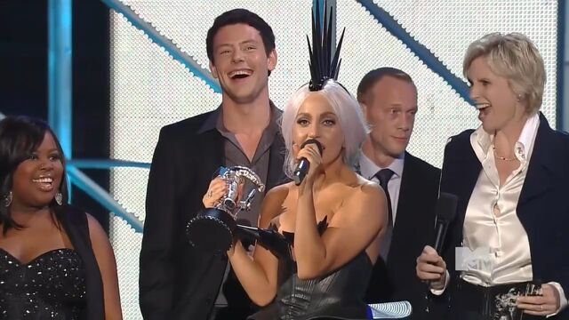 File:MTV VMAS 2010 SCREENSHOT 15.jpg