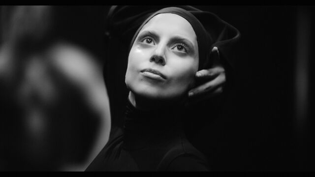 File:Applause Music Video 029.jpg