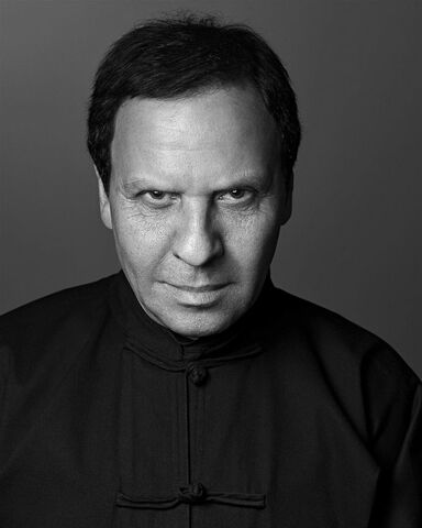 File:Azzedine Alaïa.jpg
