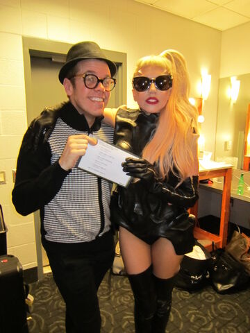 File:Perez-hilton-lady-gaga-2011-grammy-awards oPt.jpg