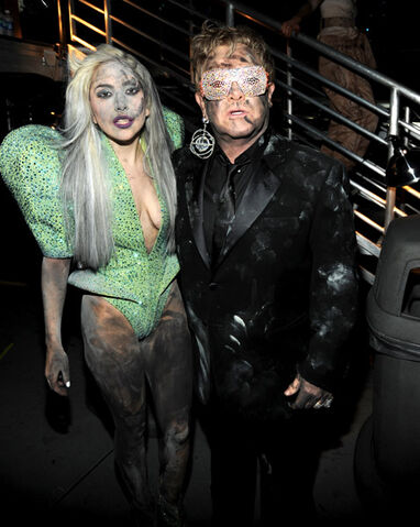 File:1-31-10 Grammy Awards Backstage 001.jpg