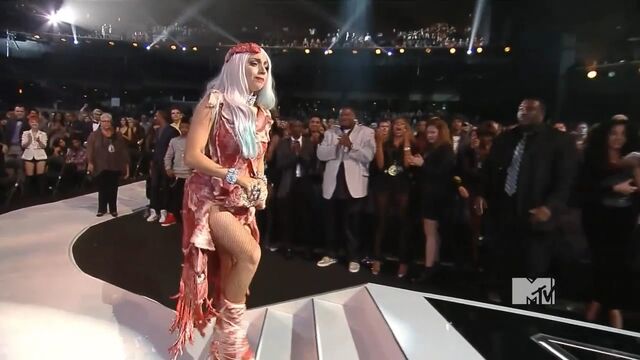 File:MTV VMAS 2010 SCREENSHOT 20.jpg