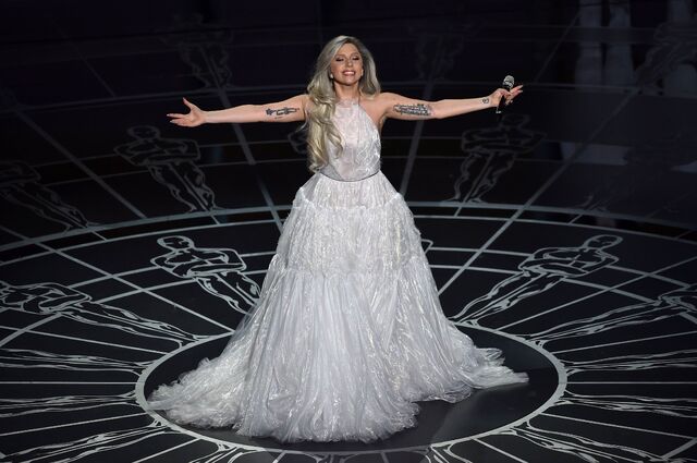 File:2-22-15 Oscars Performance 001.jpeg