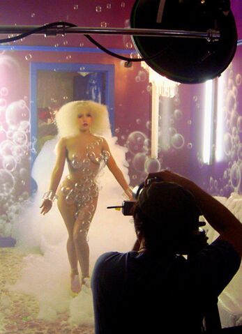 File:5-14-09 David LaChapelle 017.jpg