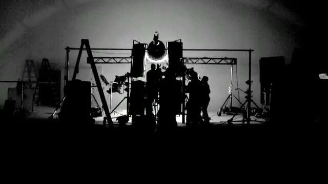 File:VideoPhone(BehindTheScenes) (87).jpg