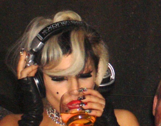 File:5-19-11 SNL Afterparty 004.jpg