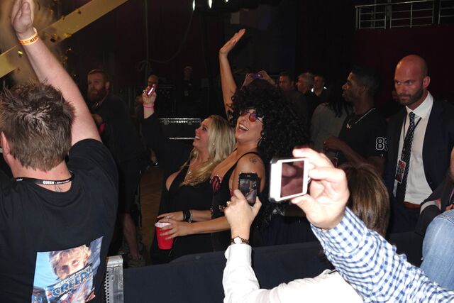 File:8-27-14 At Allphones Arena in Sydney 001.jpg