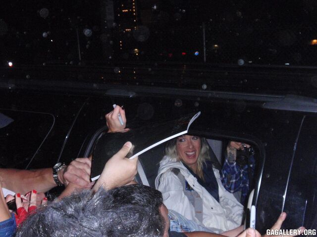 File:8-21-10 Leaving Tacoma Dome 001.jpg