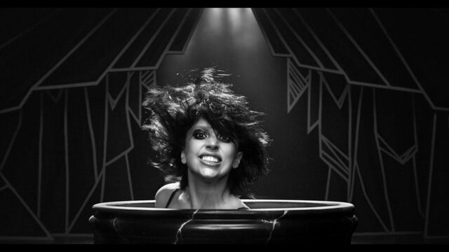 File:Applause Music Video 016.jpg