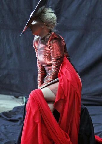 File:Gagamarrythenight4.jpg