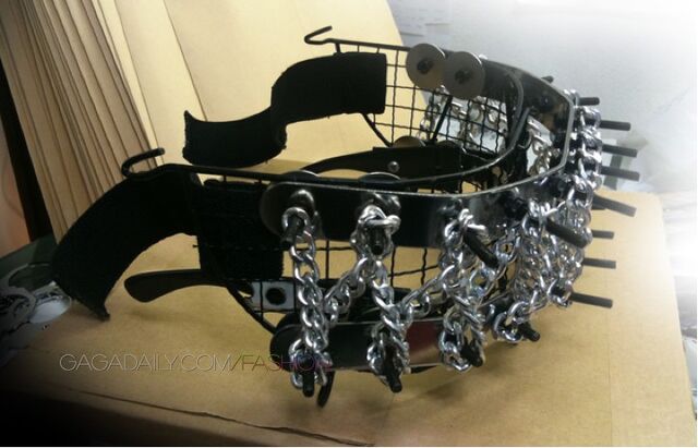 File:Balmung metal chain sunglasses.jpg