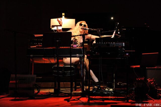 File:Lady Gaga x2.jpg