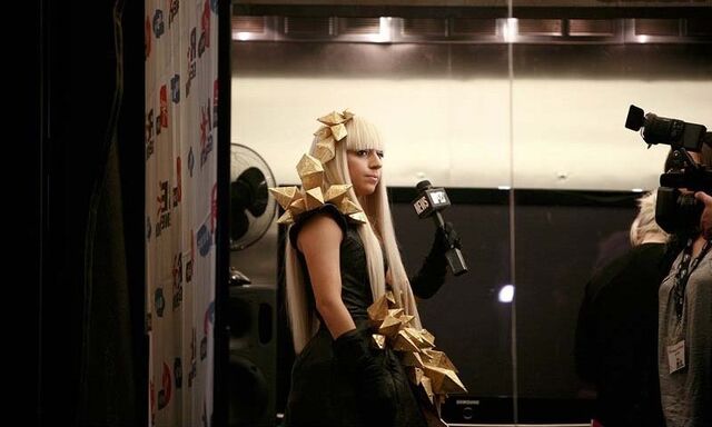 File:11-20-08 MTV News 001.jpg