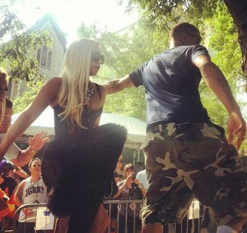 File:7-15-12 Pitchfork Festival 001.jpg
