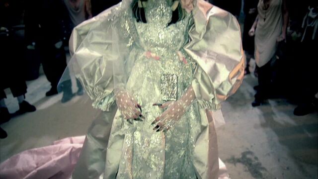 File:Lady Gaga - Judas 457.jpg