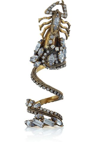 File:Erickson-beamon-gold-digger-ring-profile.jpg