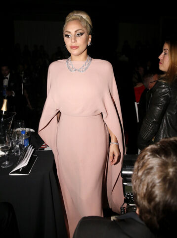 File:10-29-15 Dinner at The amfAR Inspiration Gala in LA 002.jpg