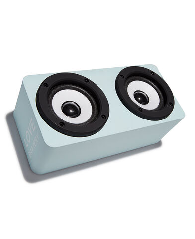 File:Love Bravery - Smartphone amplifier 004.jpg