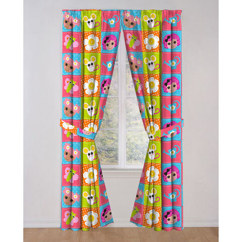 File:Blossom crumbs drapes.jpg