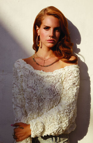File:Nicole Nodland 7 2.jpg